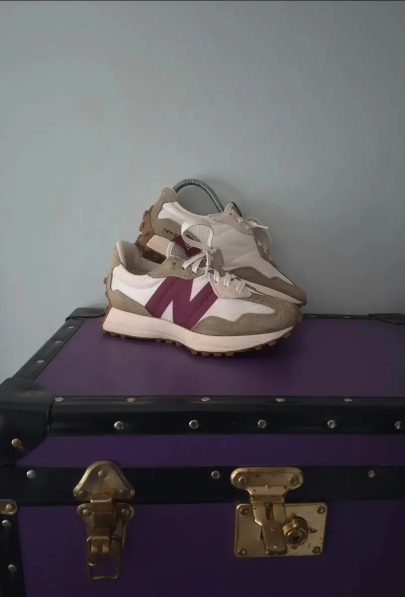 New Balance 327 womens suede trainers UK size 5