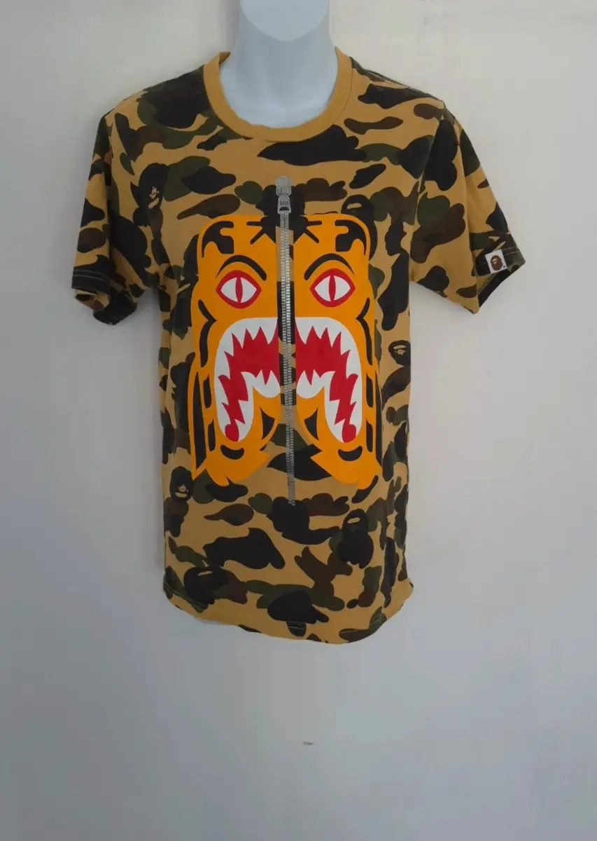 BAPE A Bathing Ape 1st camo tiger men's tshirt UK size S small