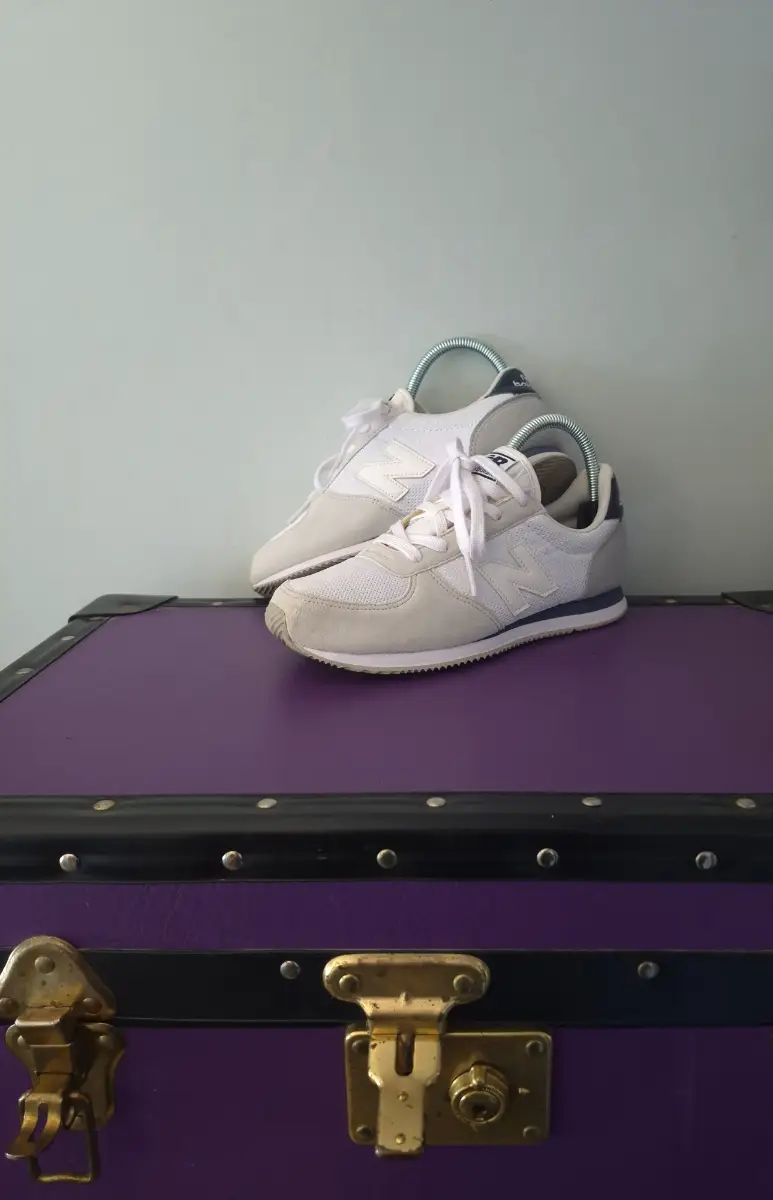 New Balance 220 womens suede hybrid trainers UK size 5