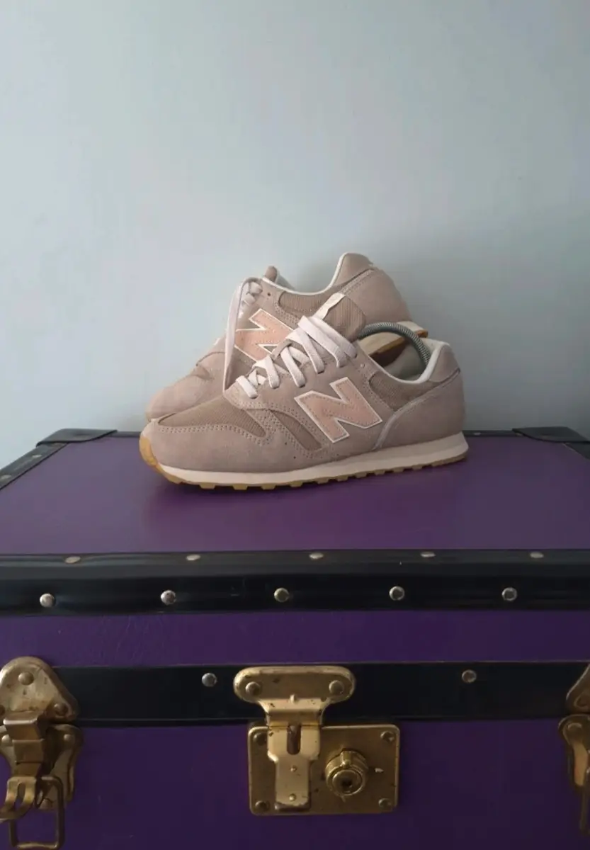New Balance 373 suede womens trainers UK size 7