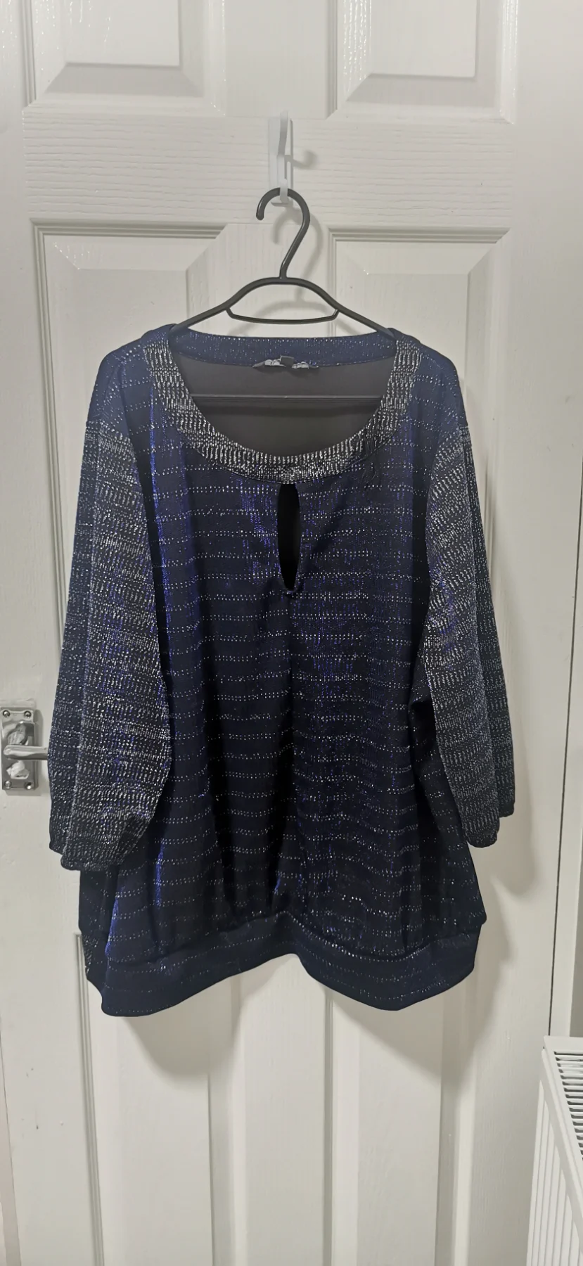 Bonmarché Shimmer Glitter Metallic 3/4 Sleeve Evening Top with Embellished Keyhole Neck Sz. 24