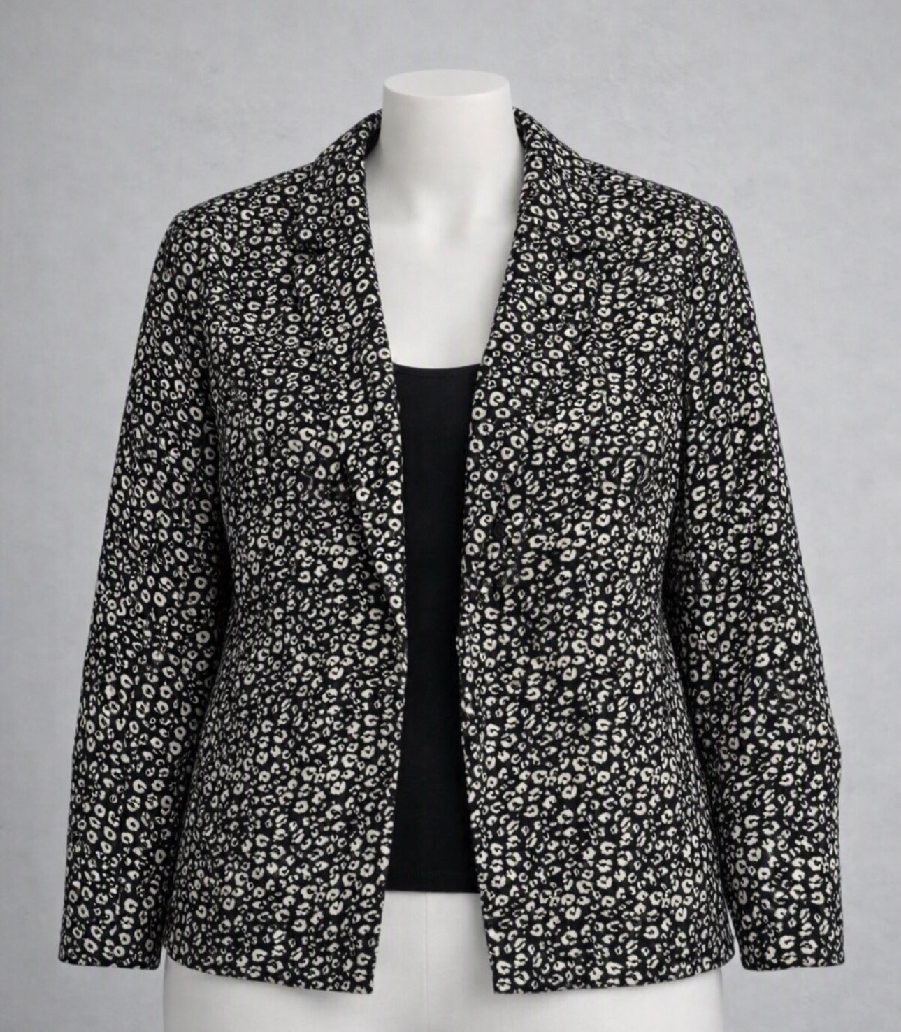 Leopard print blazer size 8