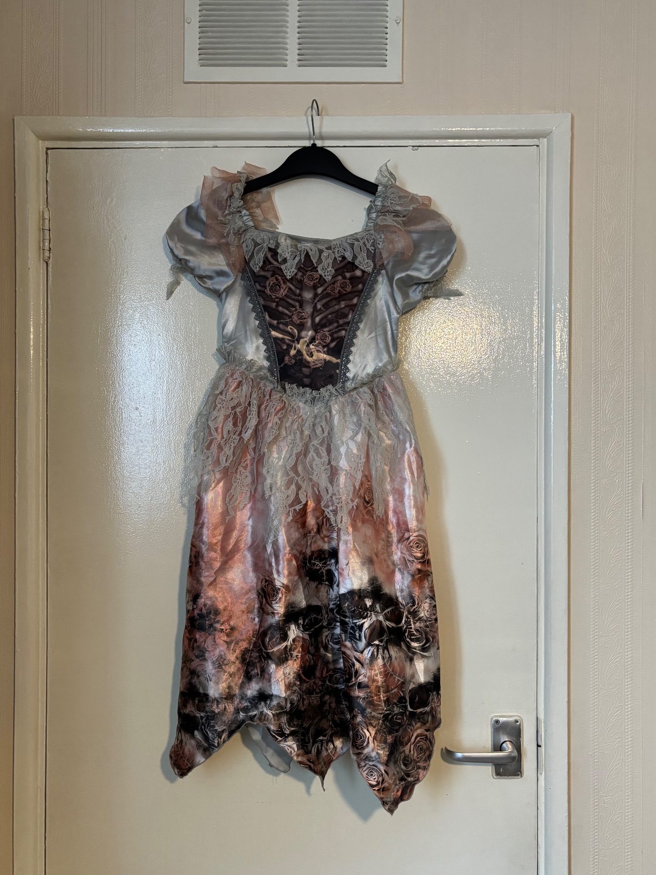 Hallow Scream Halloween Skeleton Princess Costume 7-8 Years