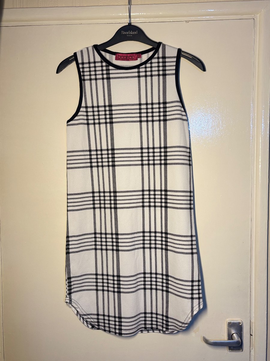 Boohoo Black White Tartan Plaid Check Sleeveless Dress Tunic Top Size 8