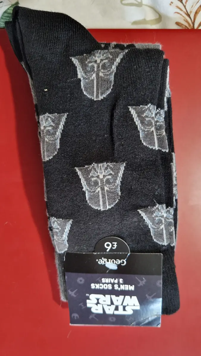 Mens Star Wars Socks New Size 9-12