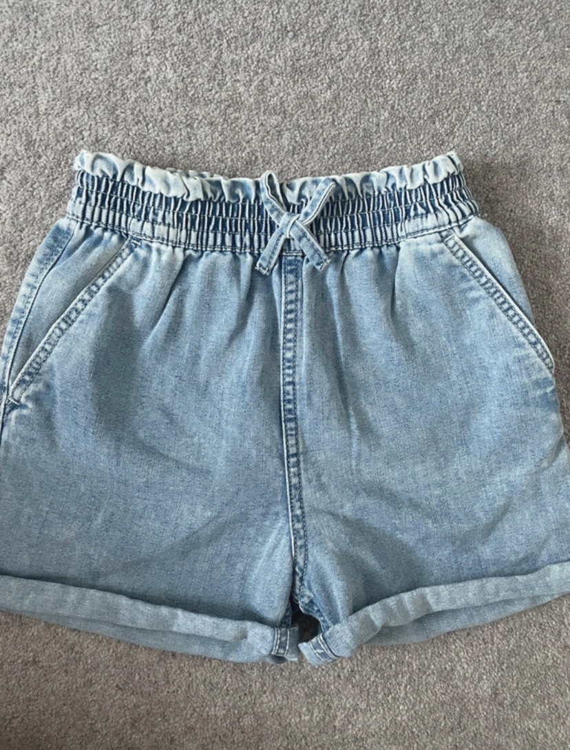 H&M girls denim shorts 5-6Y