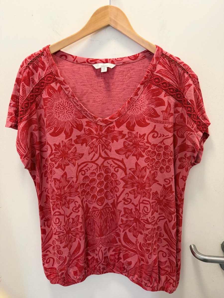 Next x Morris & Co pink & red t-shirt 16 yt43