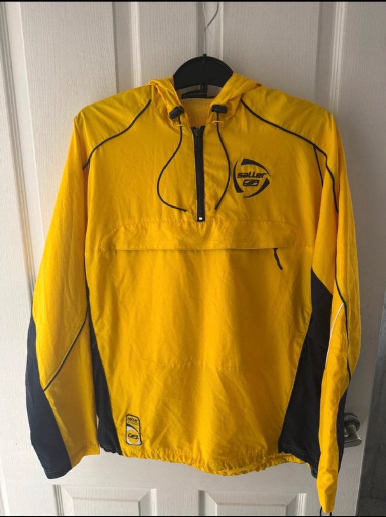 Saller Men’s Yellow Pull Over Jacket - Medium