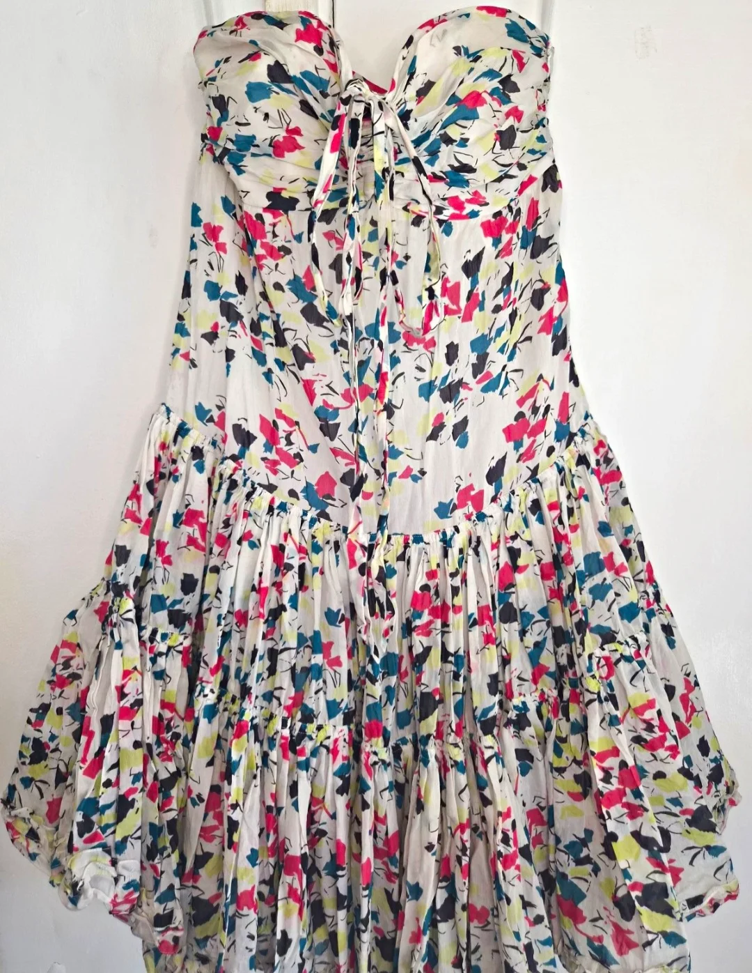 Stunning YK2 vintage Ted Baker strapless dress