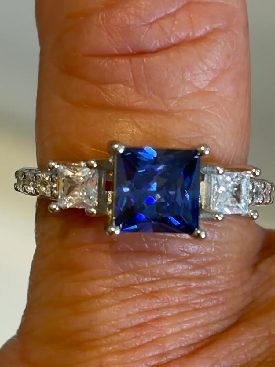925 Sterling Silver Ring- Simulated Tanzanite Centre Stone