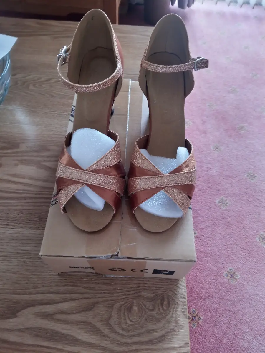 Womens's Suede Sandals