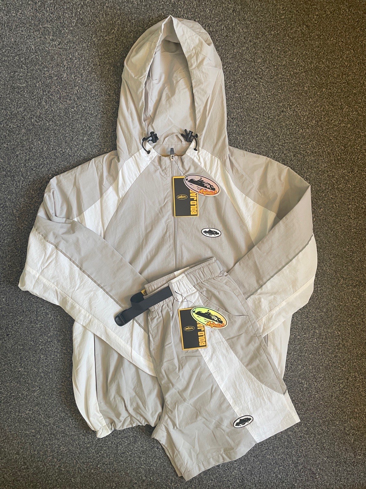 Corteiz grey windbreaker and shorts set - Size M