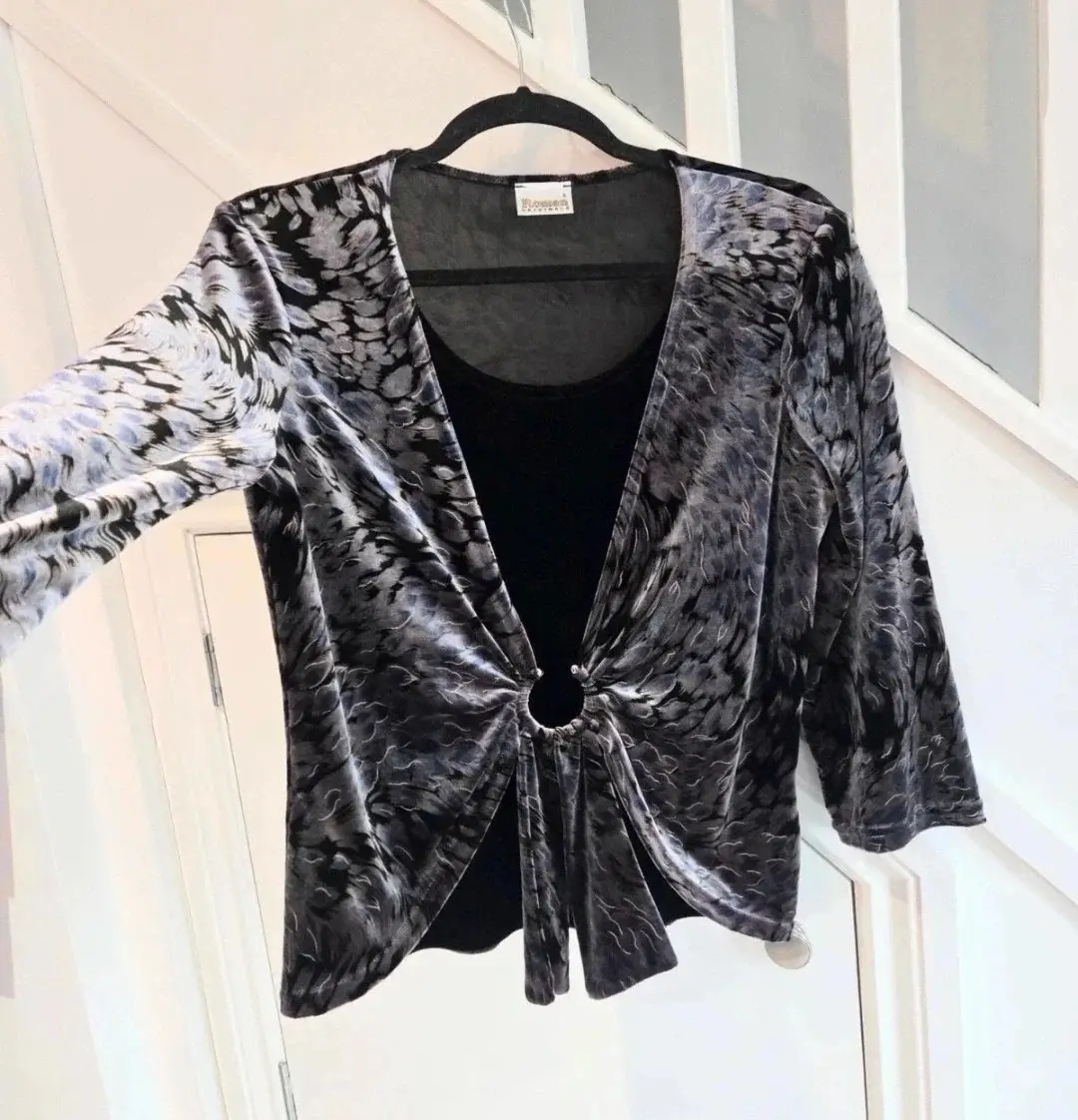 Roman womens velour soft feel purple and black blouse evening top size small