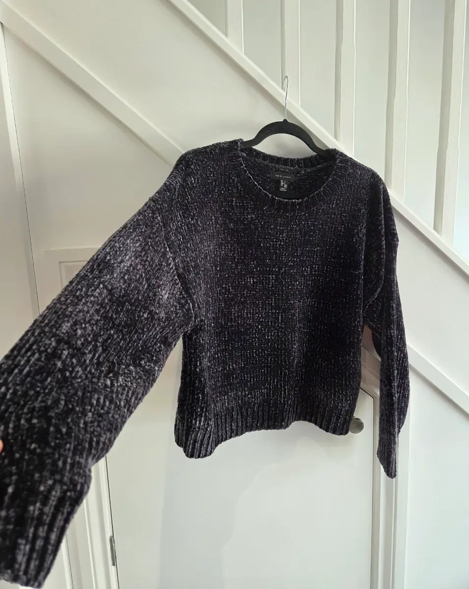 New Look womens soft chenille feel black/dark grey jumper size large