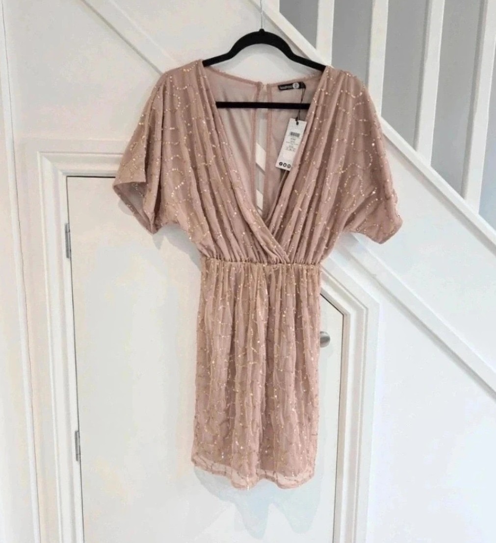 Boohoo BNWT womens full sequin party evening dress size 8