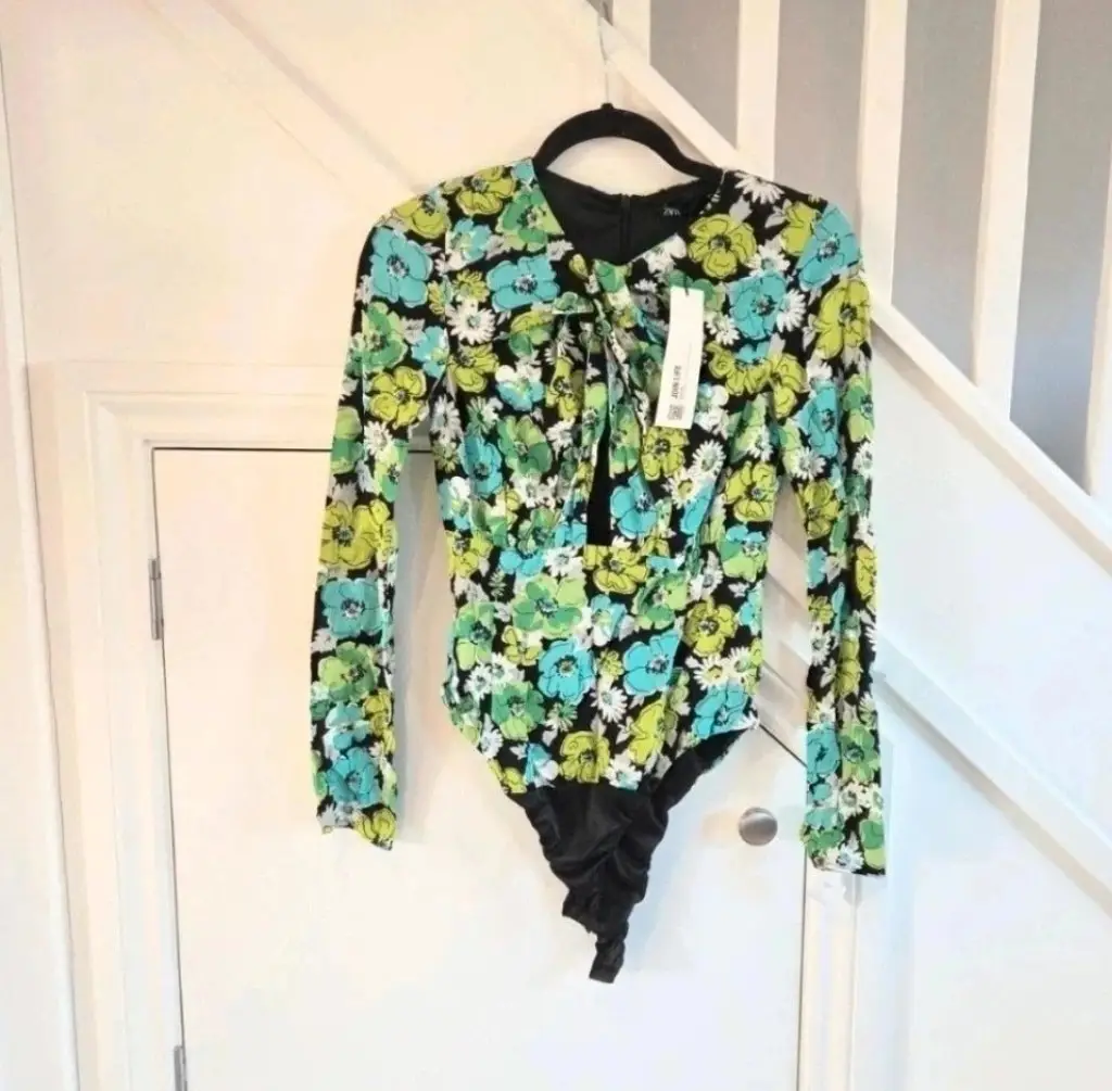 Zara BNWT womens floral long sleeved bodysuit size 6/8
