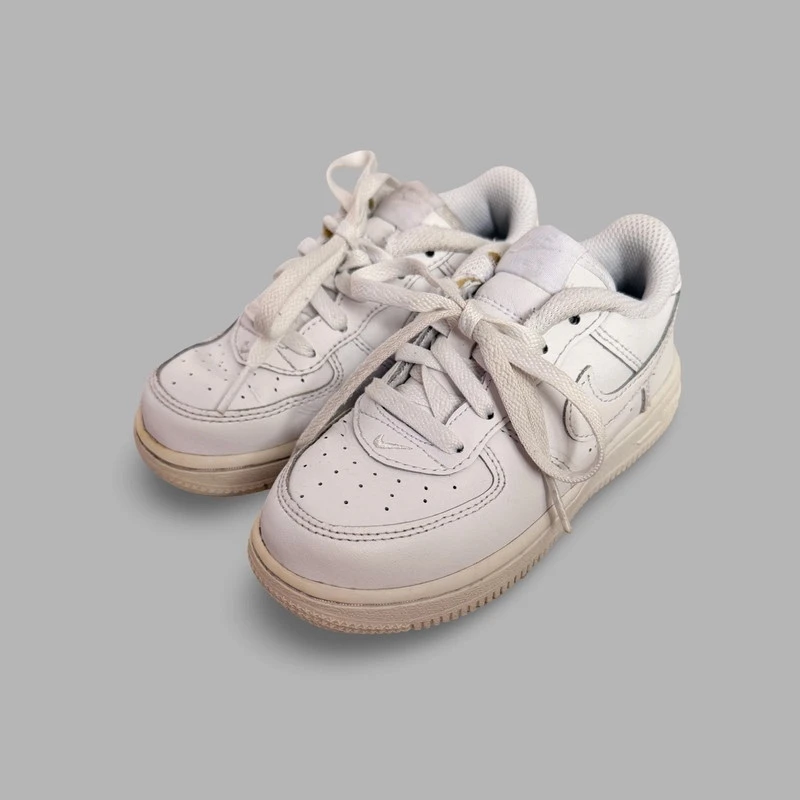 Nike Air Force 1 Children's White Trainers UK Size 8.5
