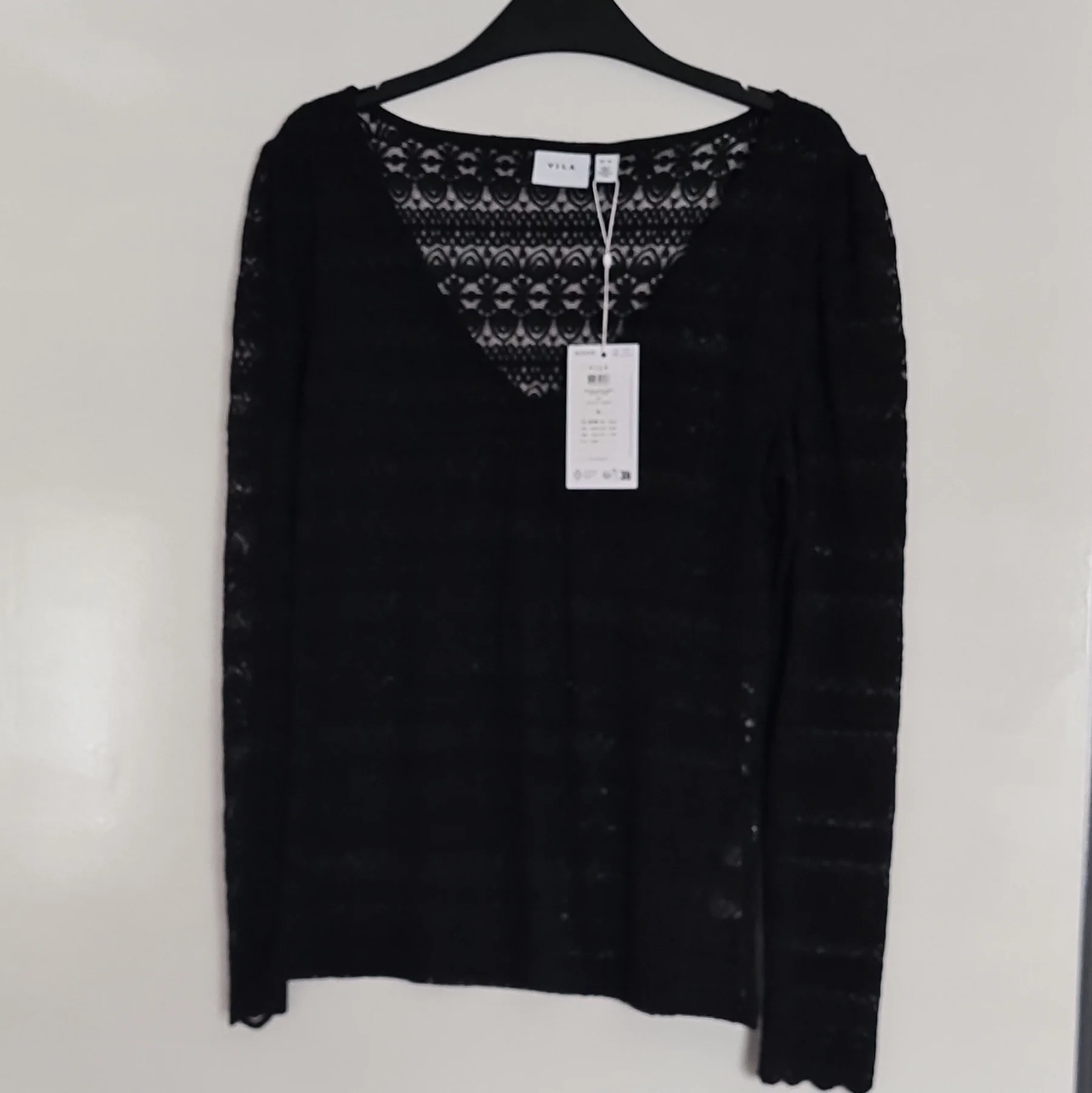 Vila womens lacey top size xl