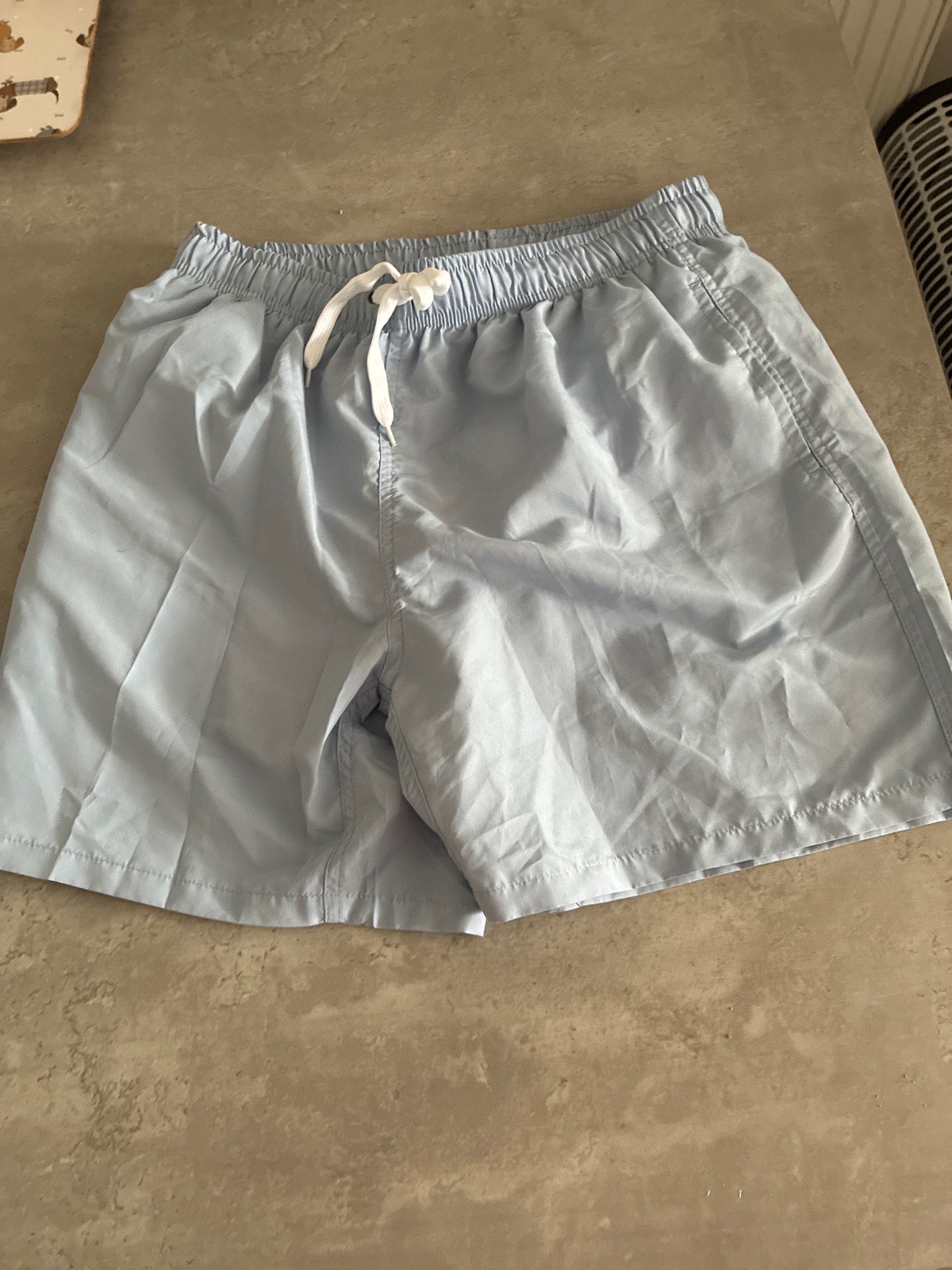 Men’s swim shorts