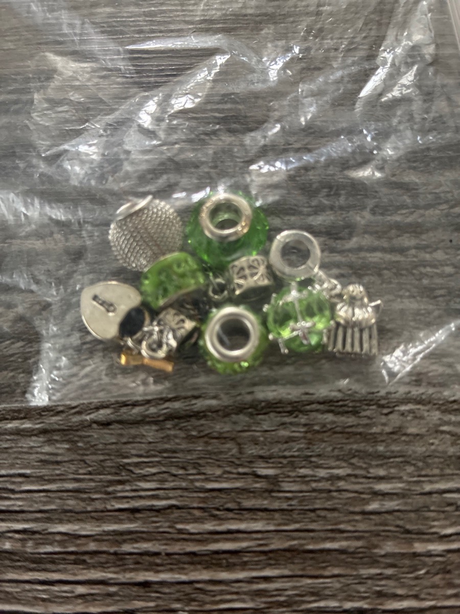 9 cute charms