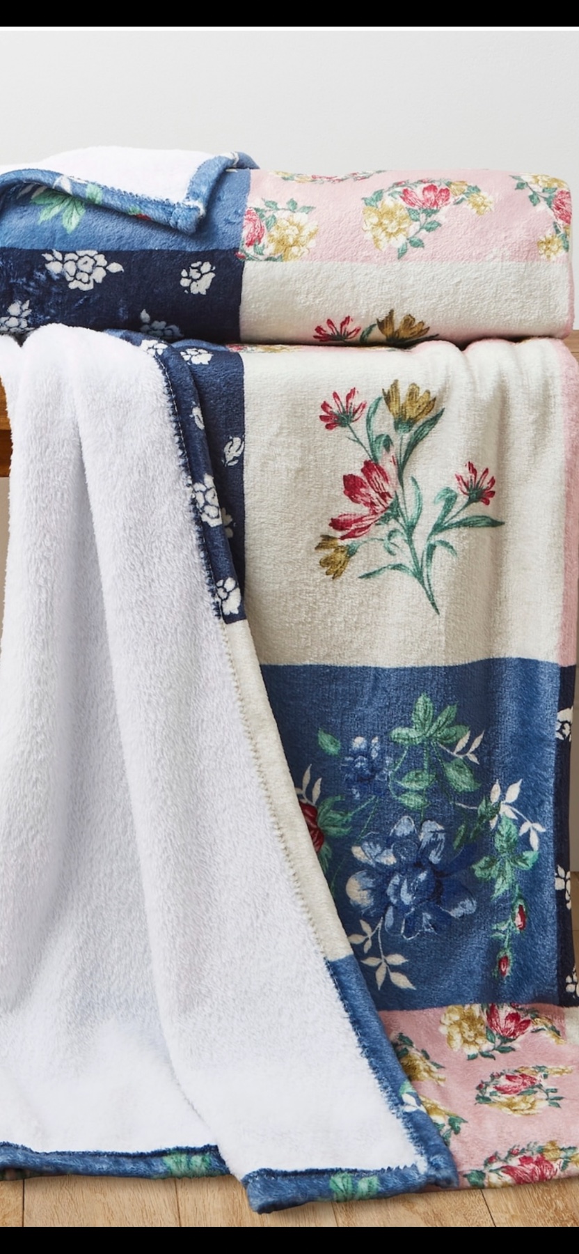 Julipa Patchwork fleece throw