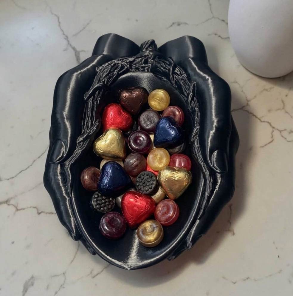 Vase or plates