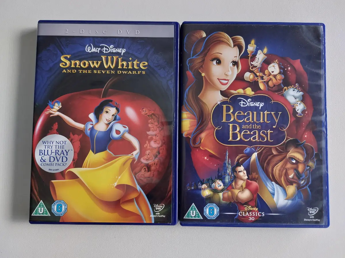 Bundle of 2 Disney DVD's