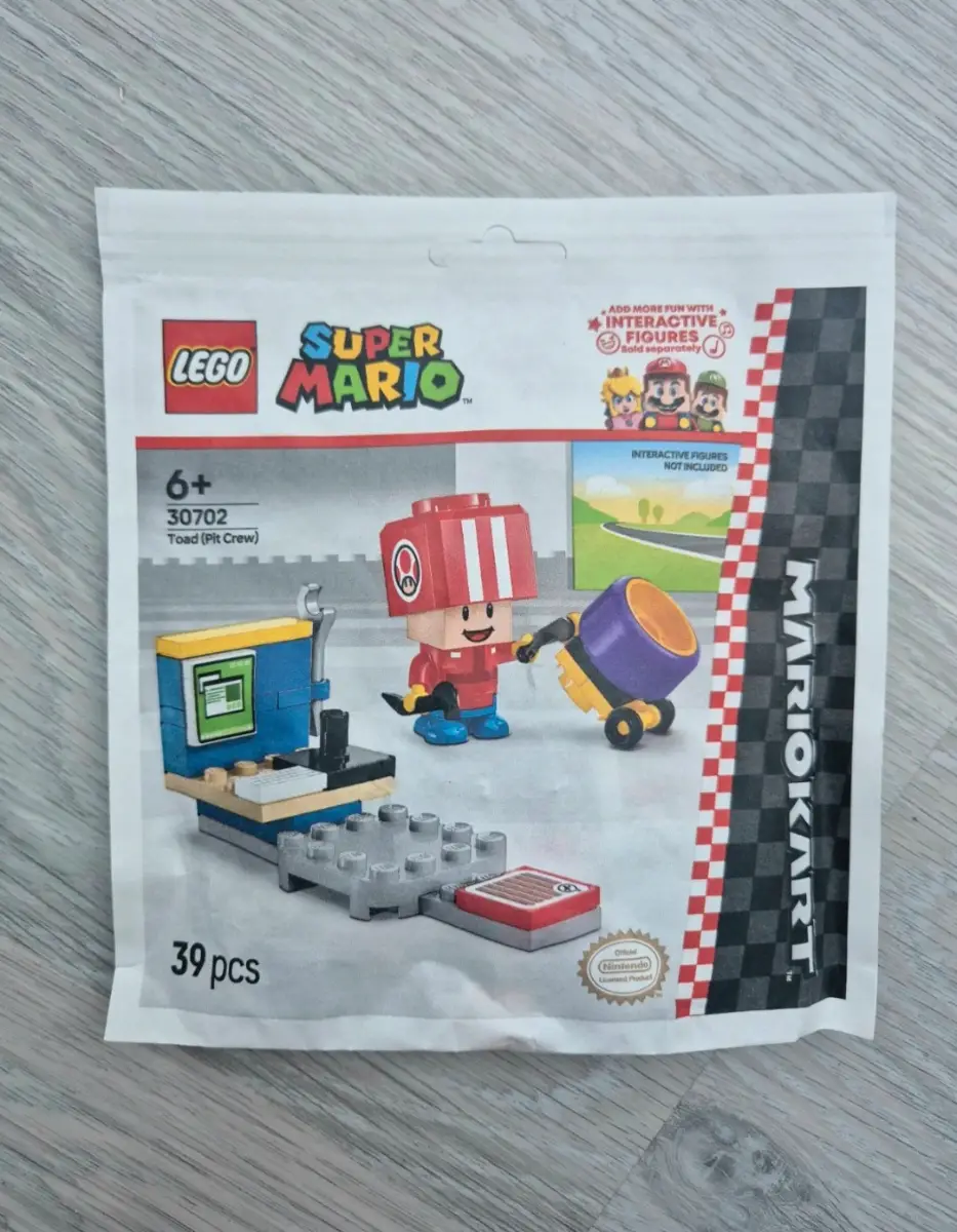 Lego Super Mario Kart Set Brand New