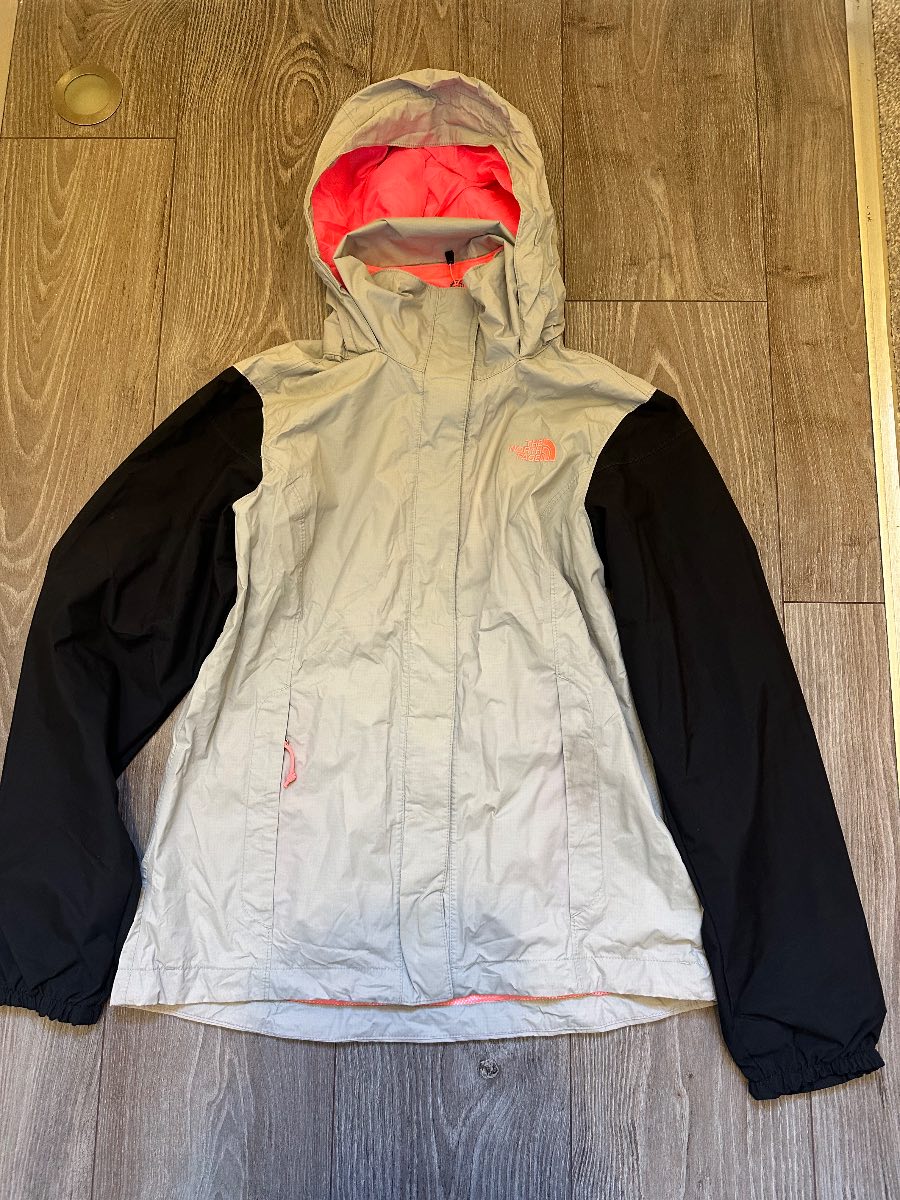 Womens The North face light coat