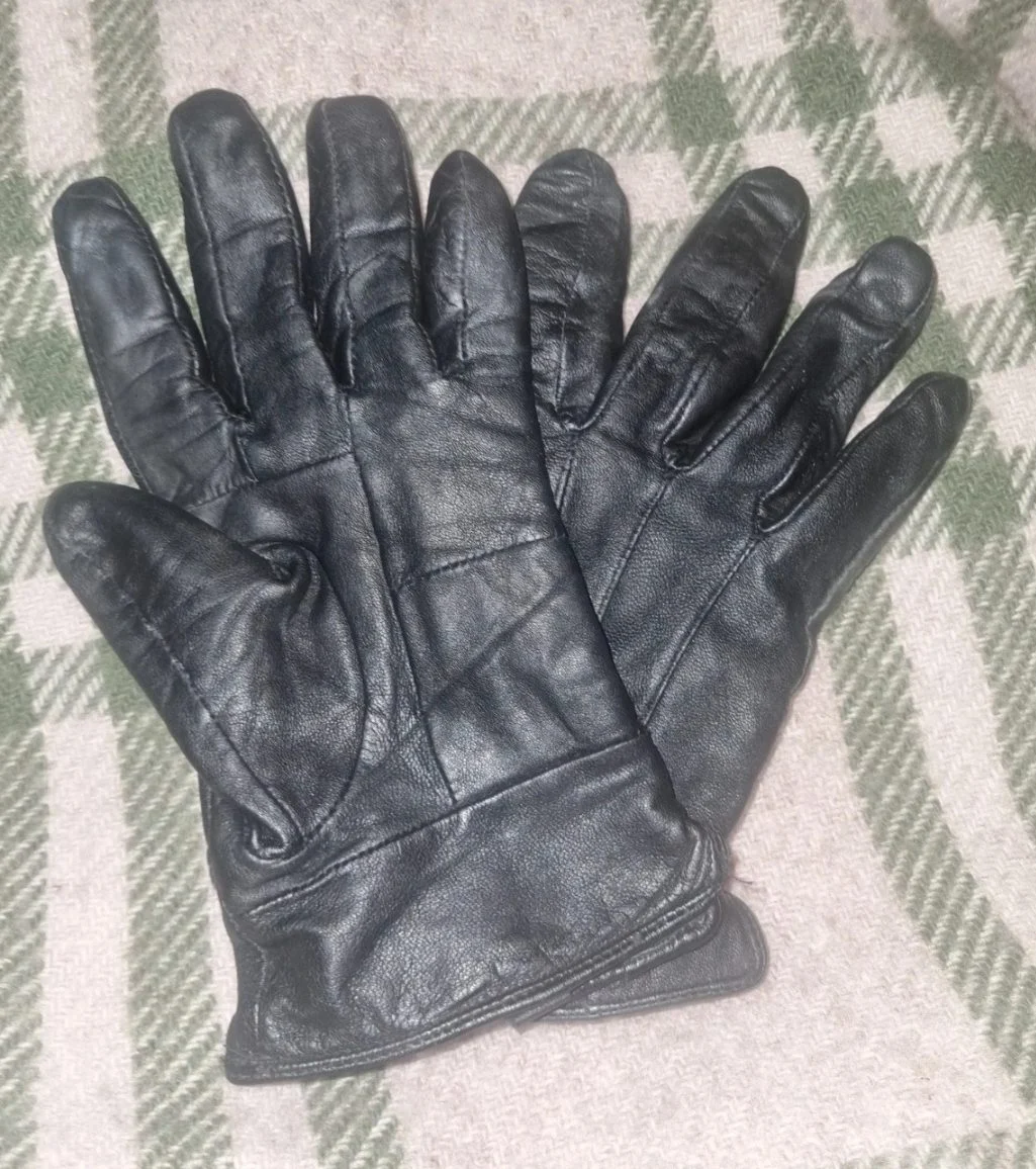 Black Real Leather Gloves Fabric Lined Warm Winter Avenue M L