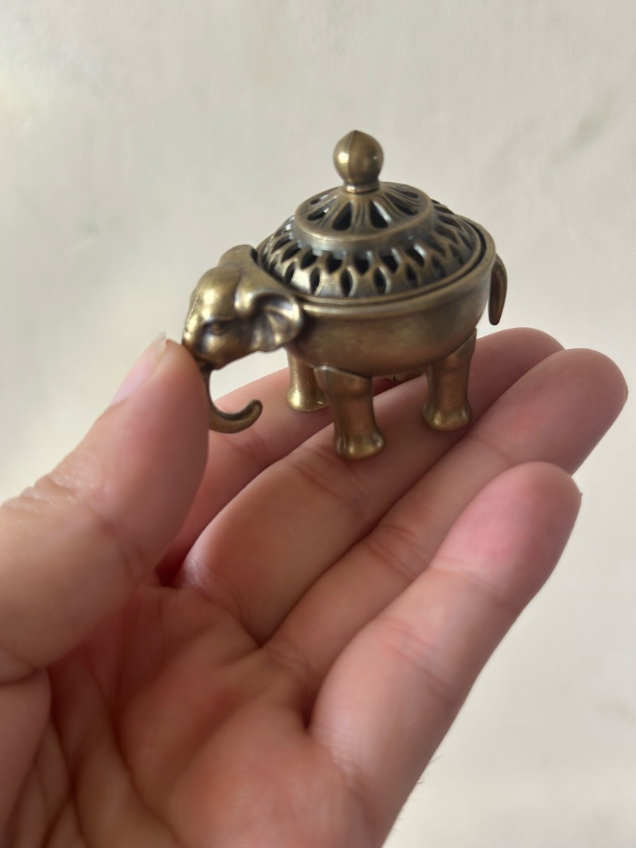 Elephant metal incense holder Vintage style antique look aromatherapy home decor