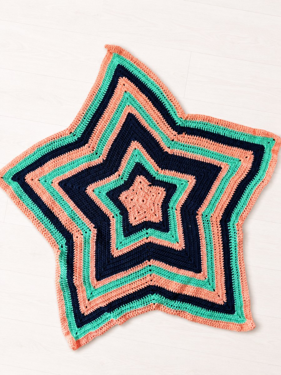 Cotton and bamboo star blanket