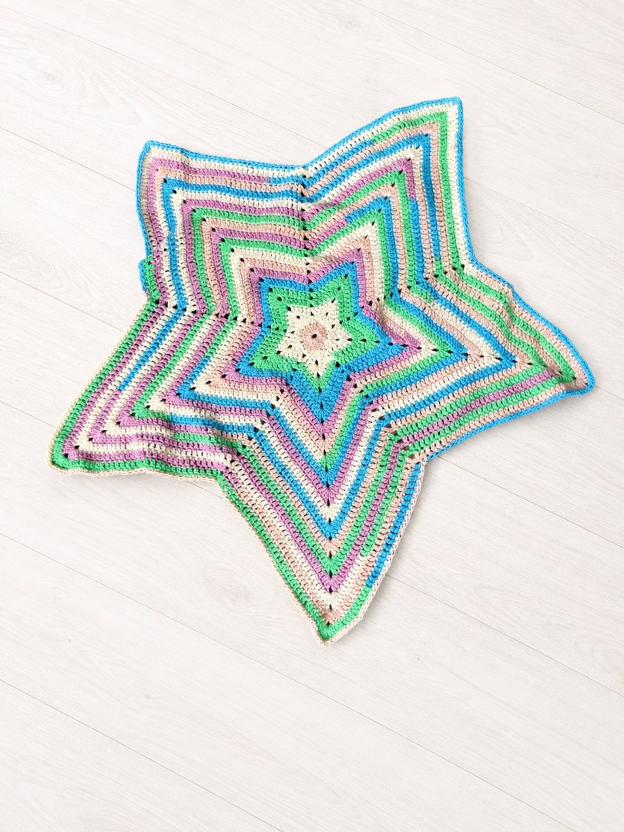 Cotton pastel comforter