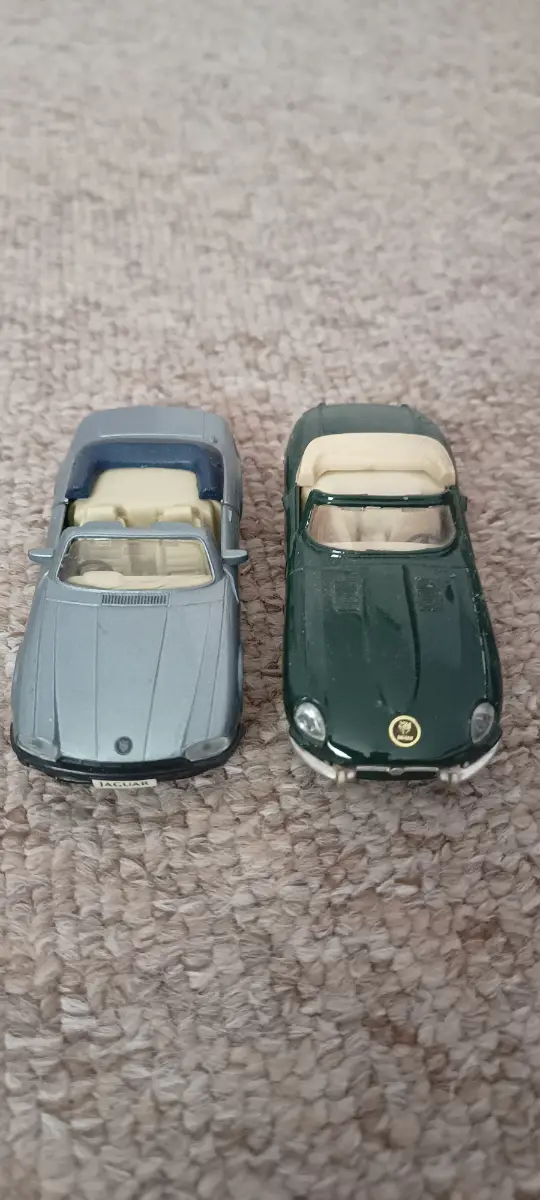 Kids toy jaguar car set