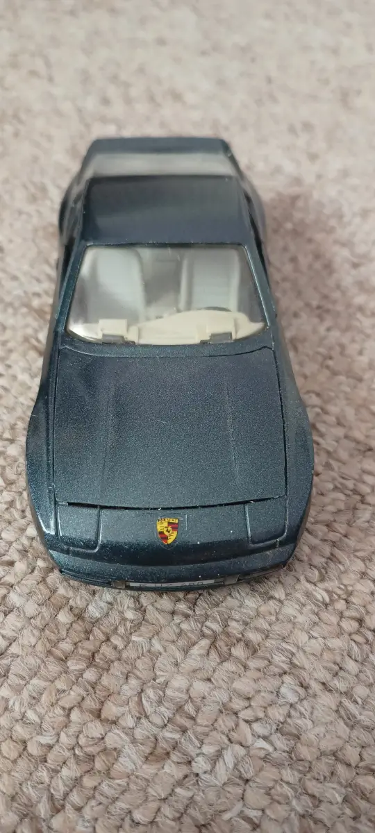 Kids toy Porsche 944 turbo sports car ( missing rear wheel )