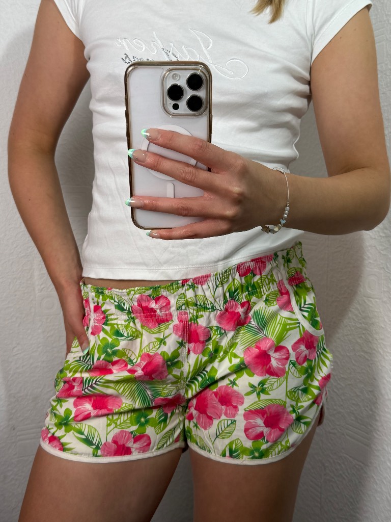 Hawaiian print summer shorts