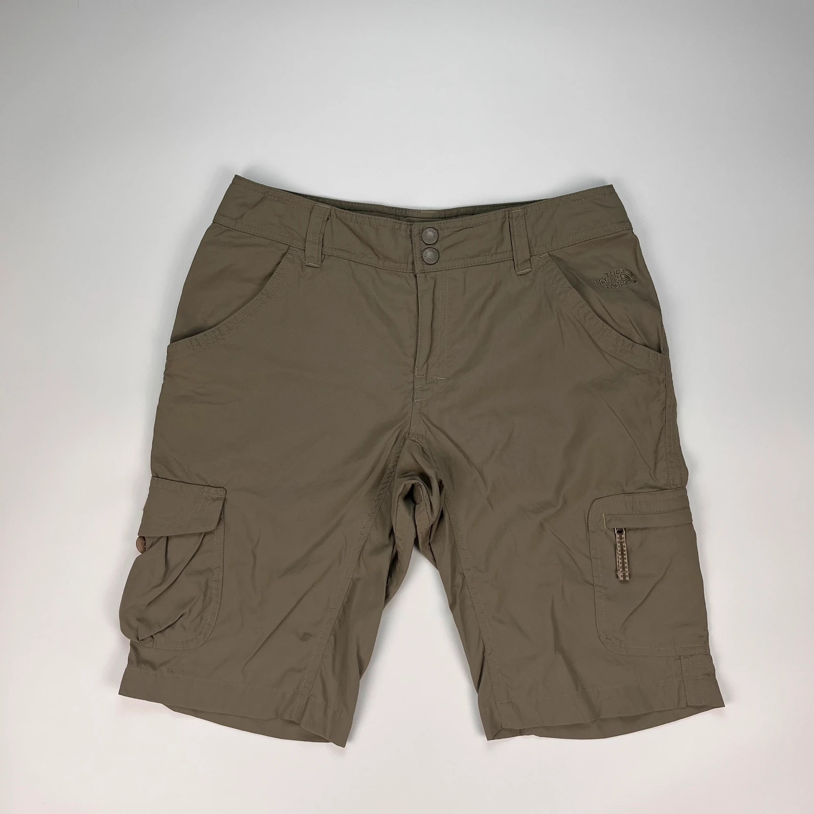 The Northface Shorts Womens 8 Small Kahki Cargo Utility Outdoor Walking Hiking