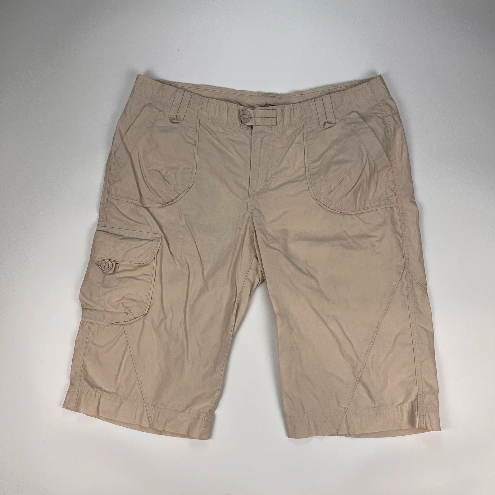 Columbia Shorts Women’s 14 Beige Utility Cargo Outdoor Walking Hiking Fishing