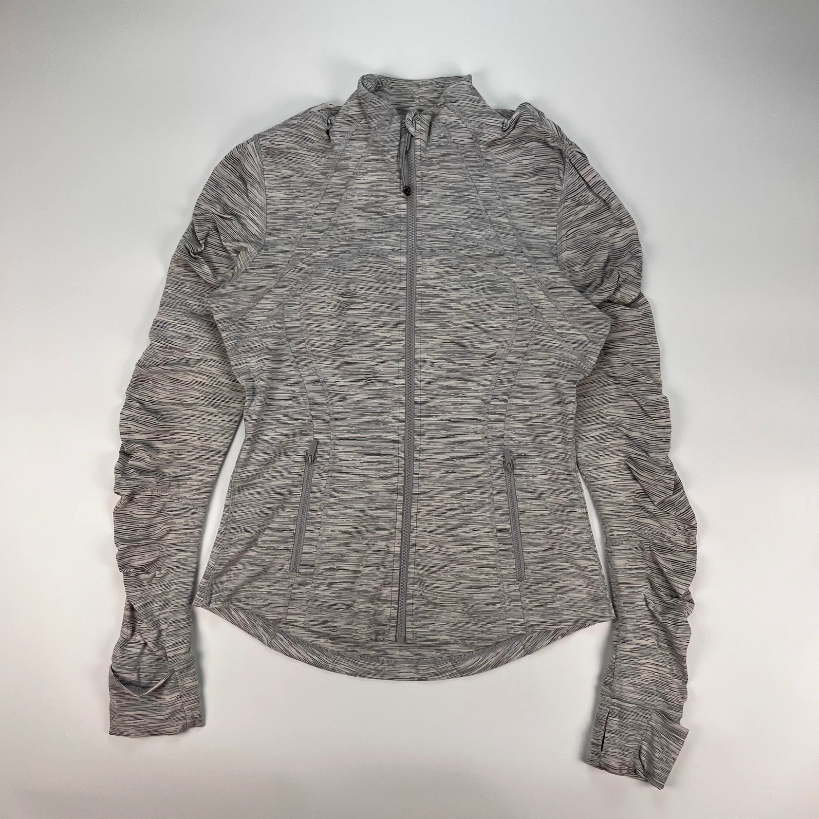 Lululemon Define Jacket Womens UK14 US 10 Grey Ruched Sleeve Stretchy Activewear