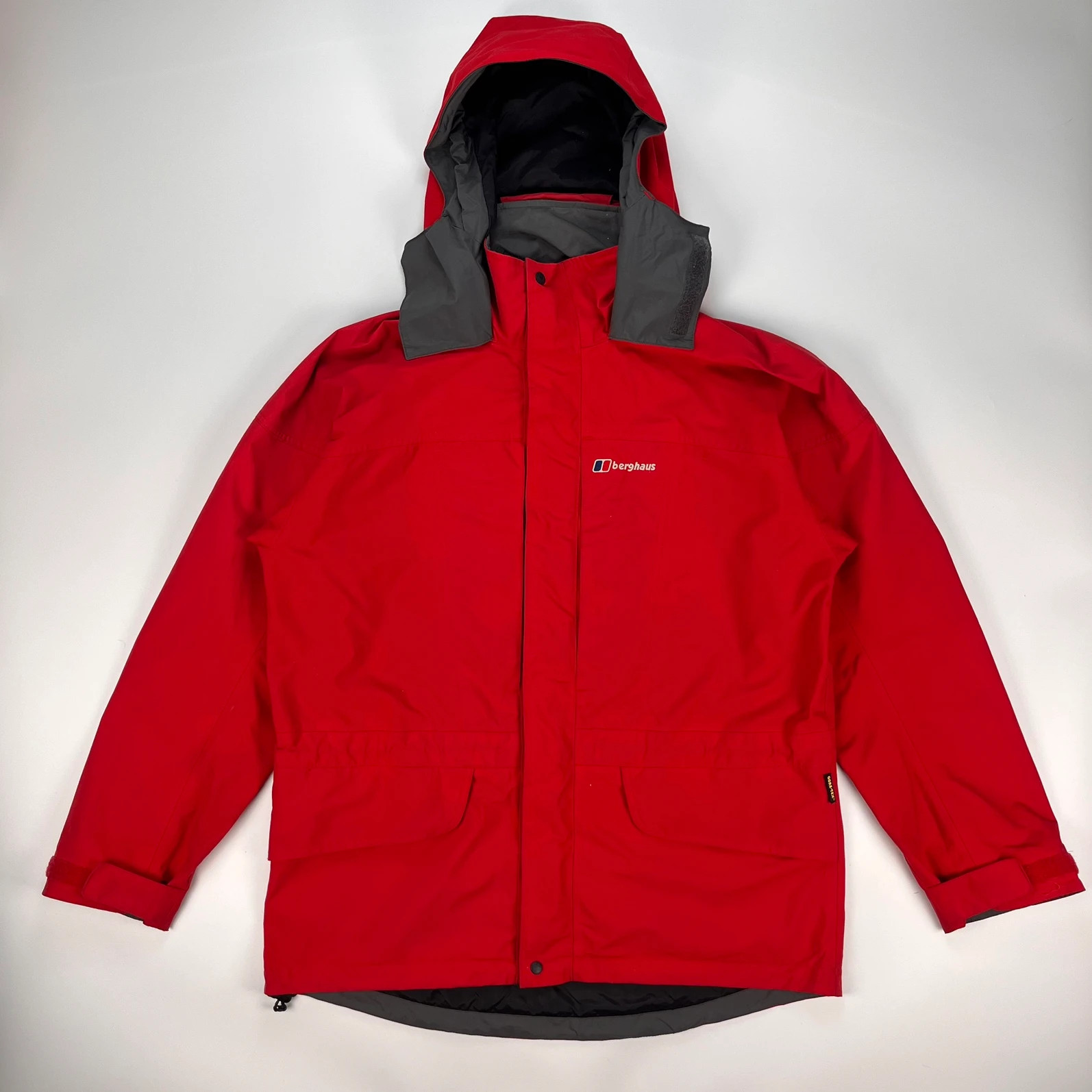 Berghaus Coat Men’s Medium Red Goretex Waterproof Winter Skiing