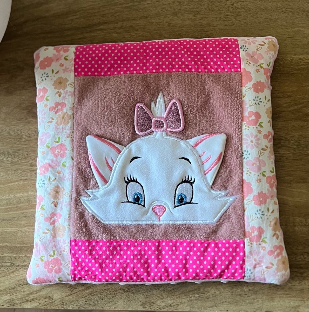 Marie Aristocats sensory comforter/soother blanket