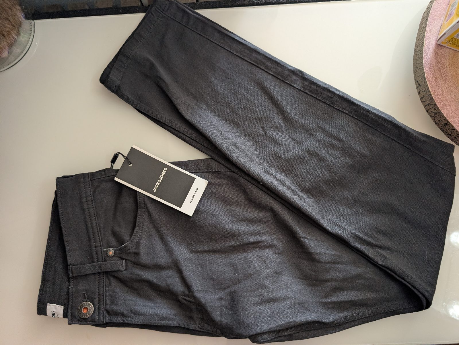 Jack & Jones black slim fit trousers size W28 l32 rrp 27£