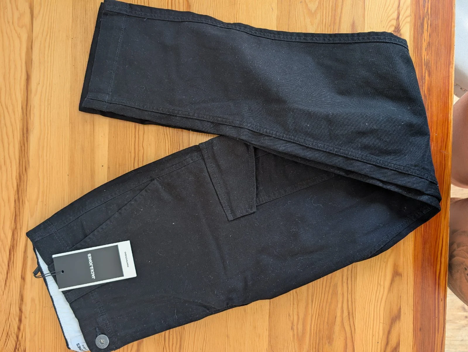 Jack & Jones cargo trousers size W28 l32 Rrp 45£