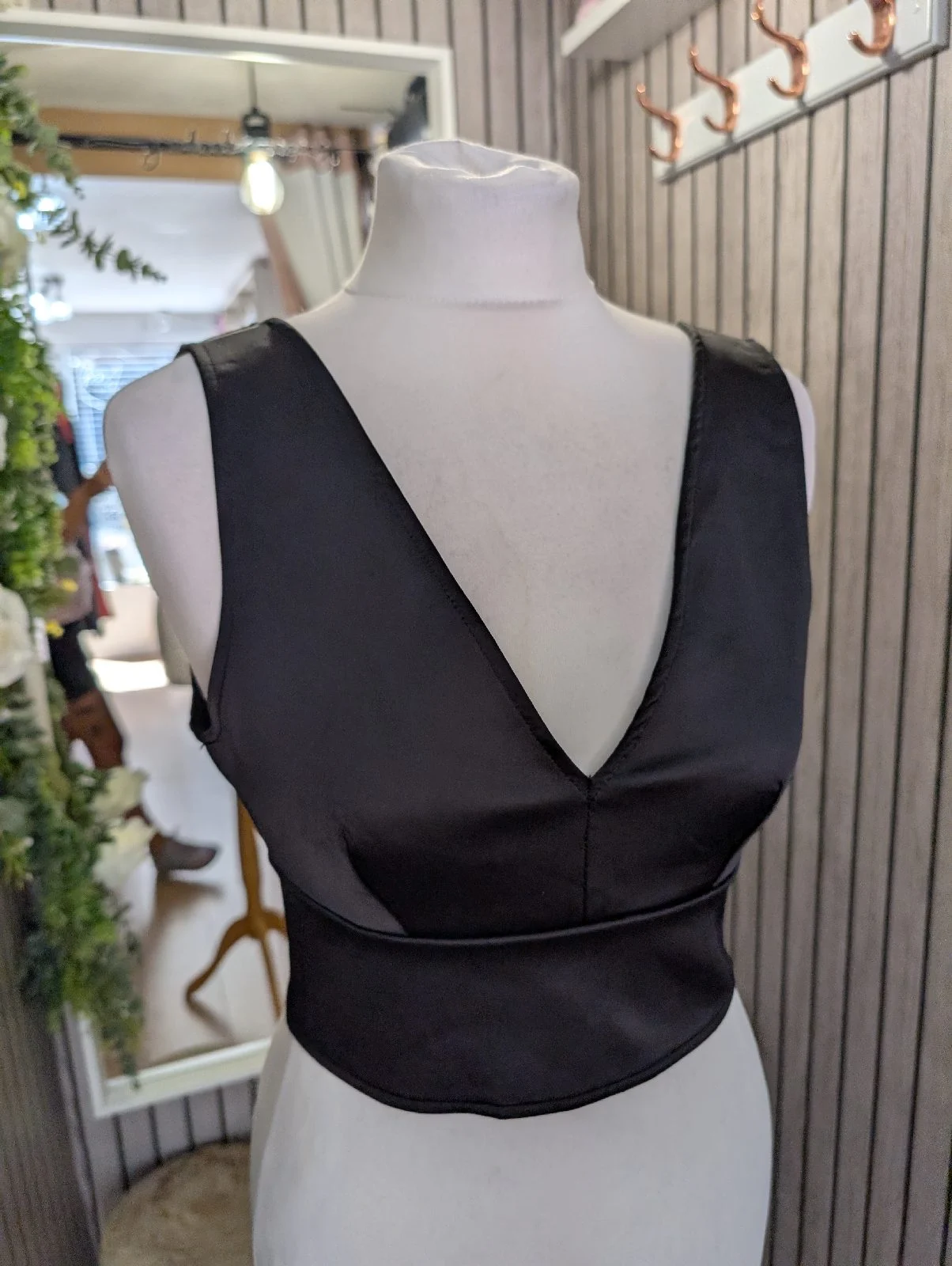 Zara black zipped back crop top size m 10 uk RRP 15.99£