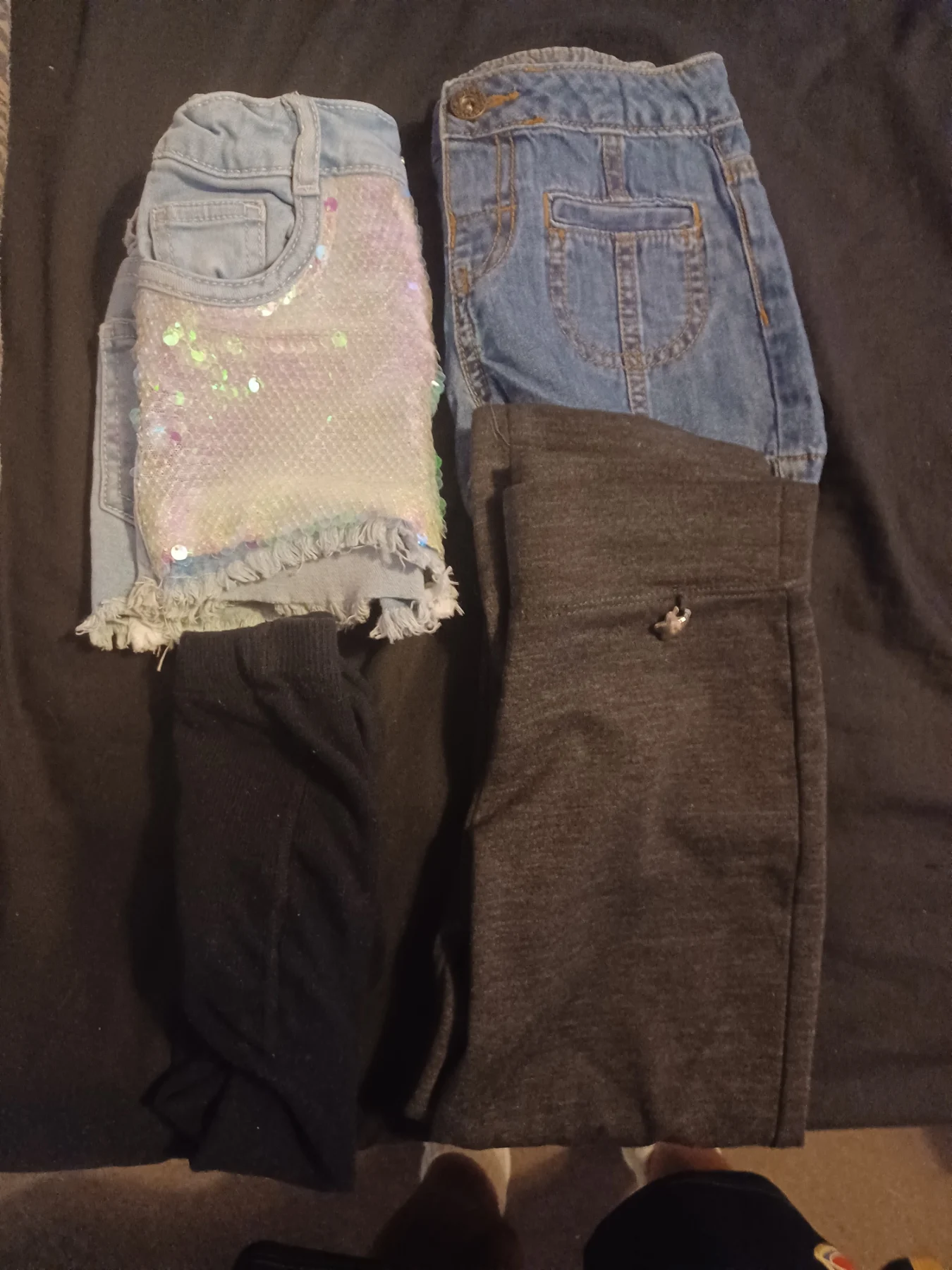 Bundle of girl's 2-3 and 4-5 years old clothes