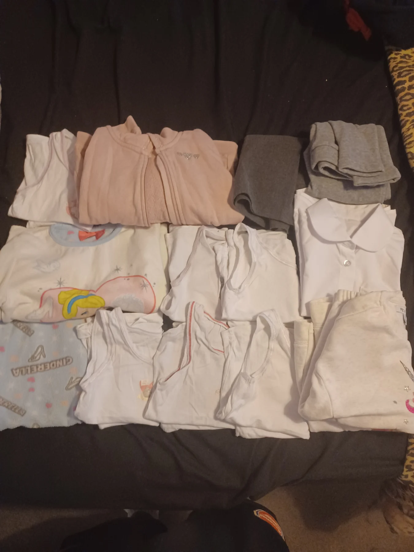 Bundle of girl's 5-6 years old clothes