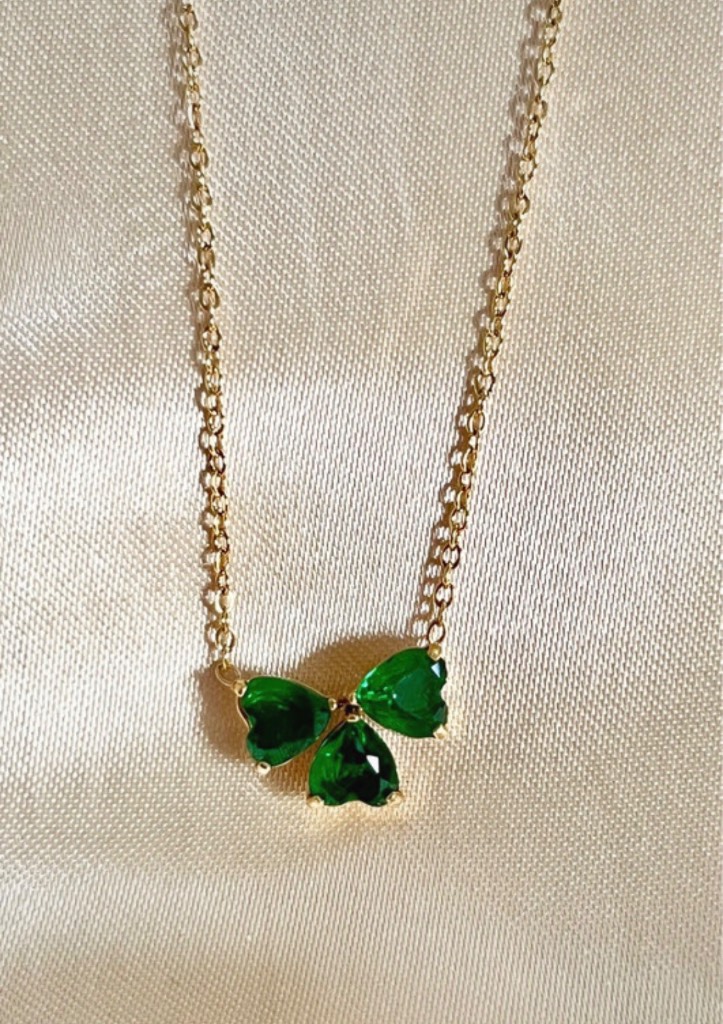 Dainty 18K Gold PVD plated stainless steel Necklace - Heart clover pendant anti tarnish