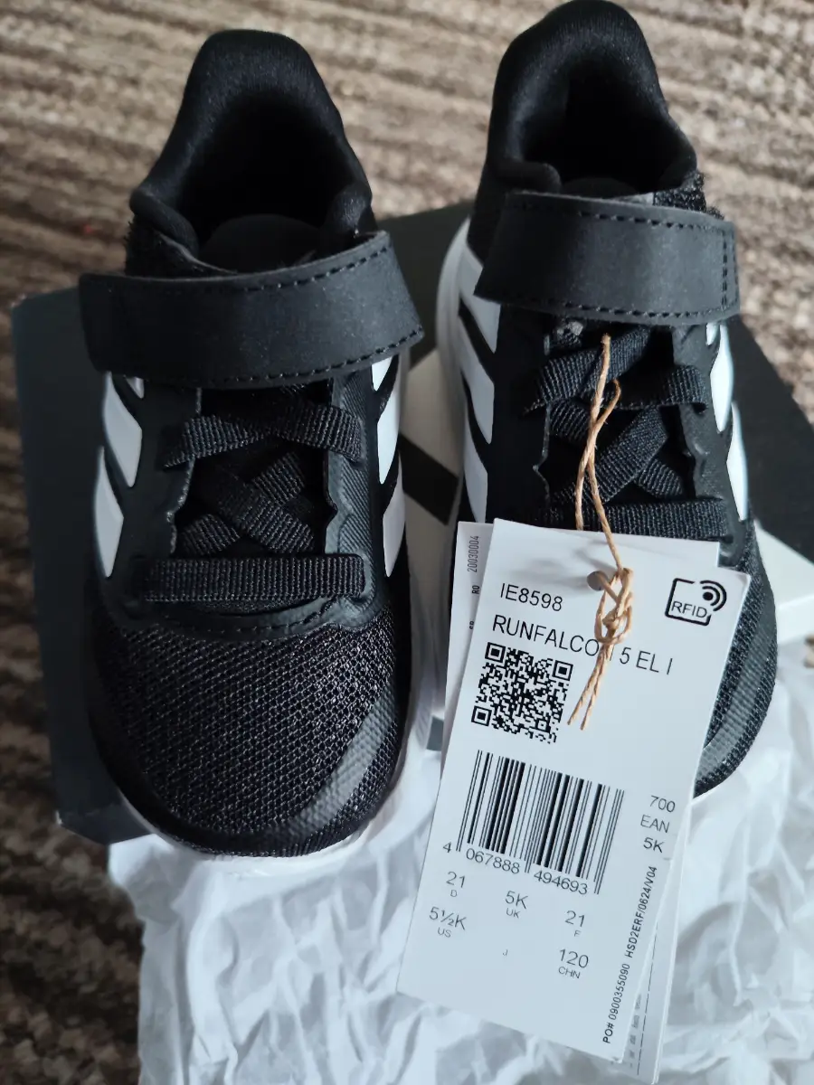 adidas baby trainers size 5UK
