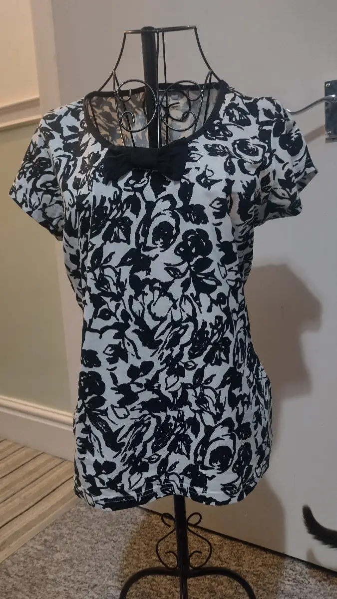Next 100% cotton black & white tee shirt size 14