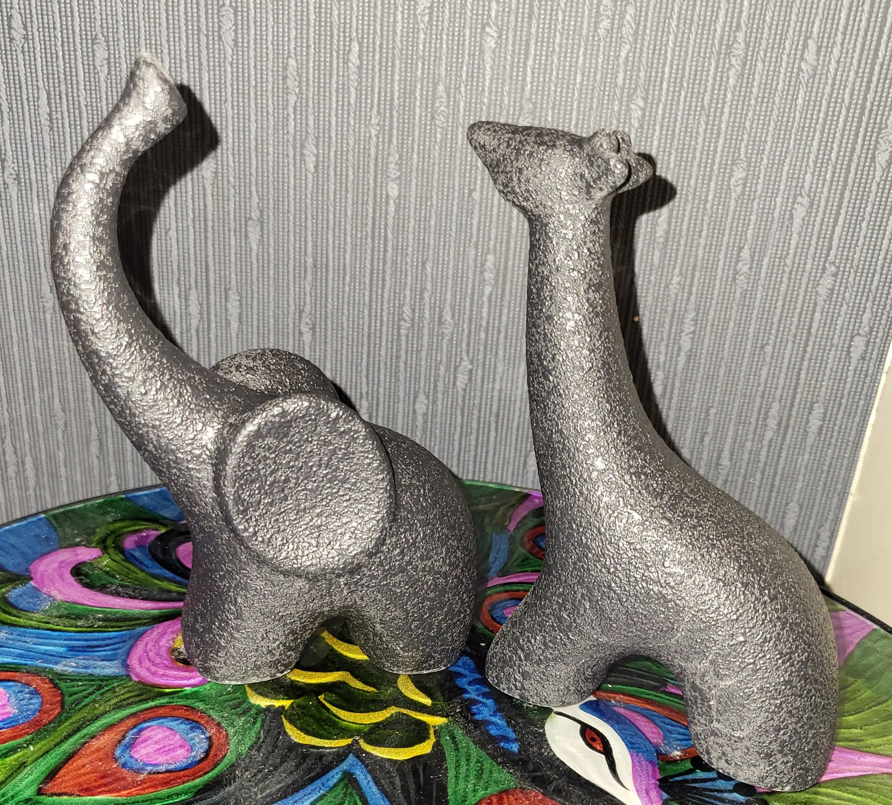 Black ceramic elephant and giraffe set